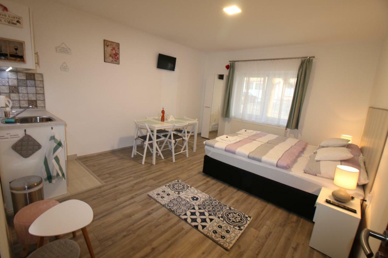 Szent Ivan Apartman Eger Bagian luar foto